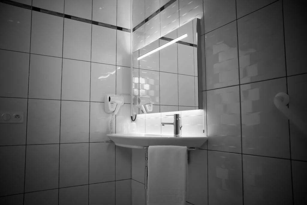 Le Cay Hotell Roquebrune-sur Argens Rum bild