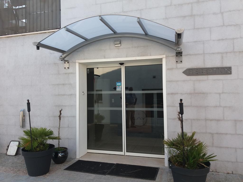 Le Cay Hotell Roquebrune-sur Argens Exteriör bild