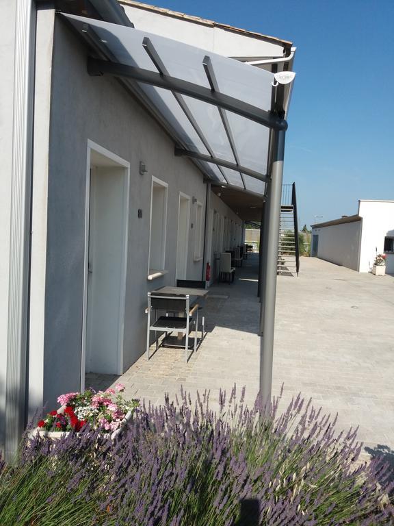 Le Cay Hotell Roquebrune-sur Argens Exteriör bild